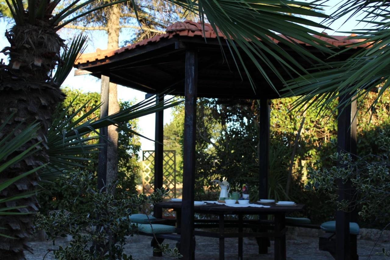 チステルニーノ Trullo Sette Tindenuleヴィラ エクステリア 写真