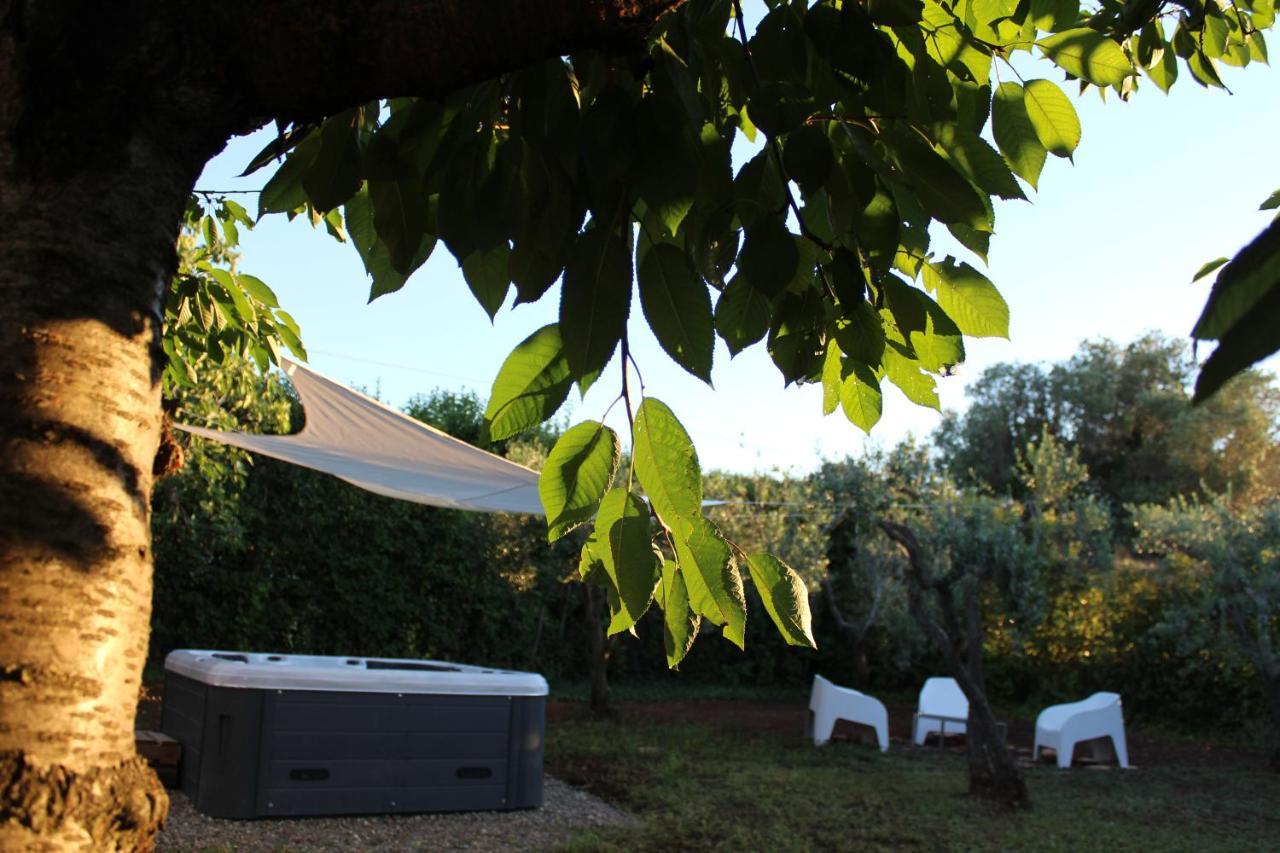 チステルニーノ Trullo Sette Tindenuleヴィラ エクステリア 写真