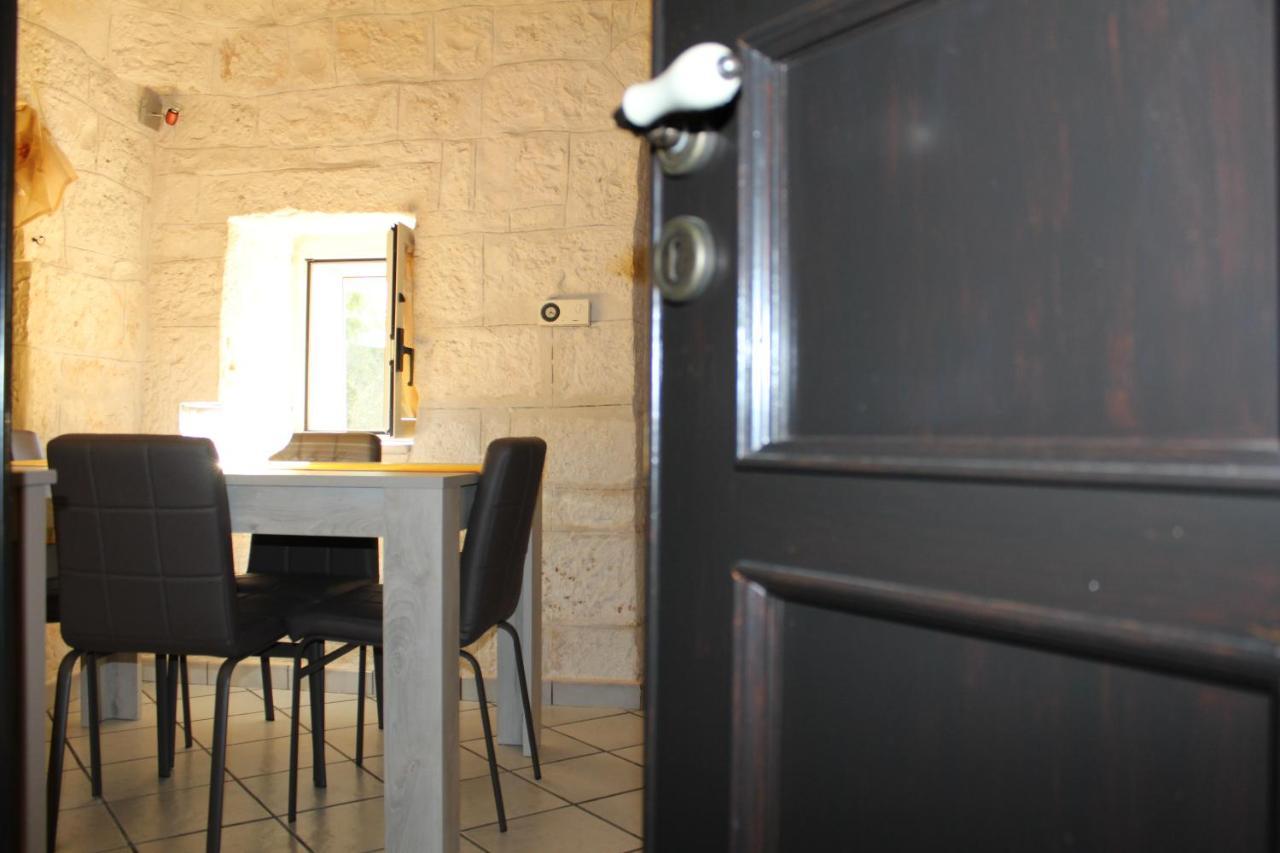 チステルニーノ Trullo Sette Tindenuleヴィラ エクステリア 写真
