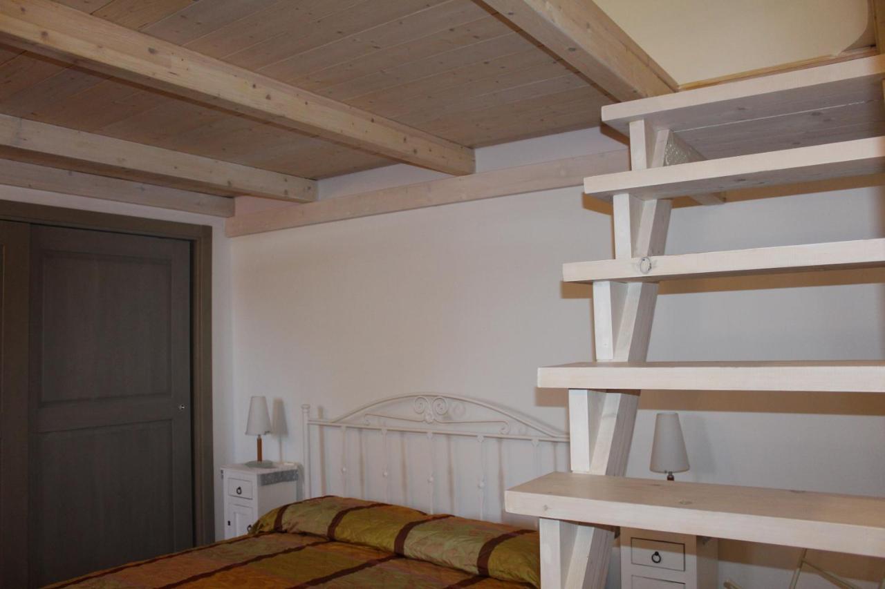 チステルニーノ Trullo Sette Tindenuleヴィラ エクステリア 写真