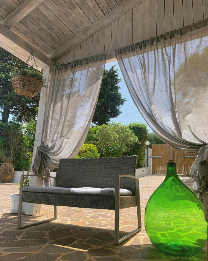 チステルニーノ Trullo Sette Tindenuleヴィラ エクステリア 写真