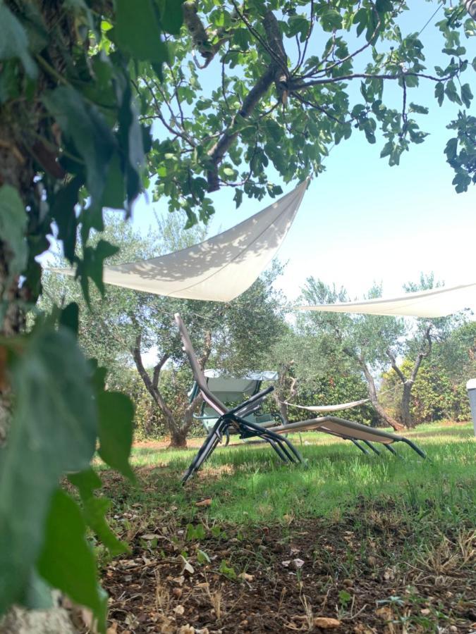 チステルニーノ Trullo Sette Tindenuleヴィラ エクステリア 写真